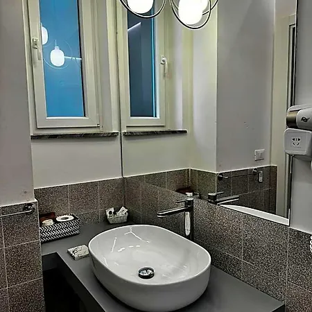 Donna Isa Bed & Breakfast 4*