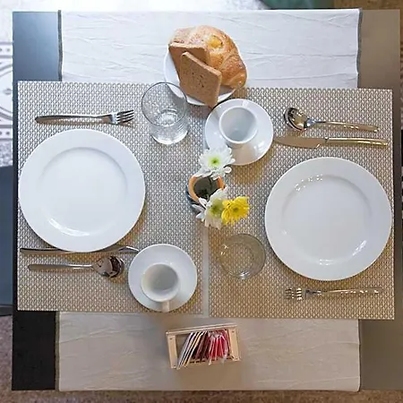 Donna Isa Bed & Breakfast